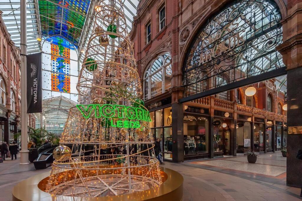 Leed City Centre - Armley Wortley Лидс Экстерьер фото