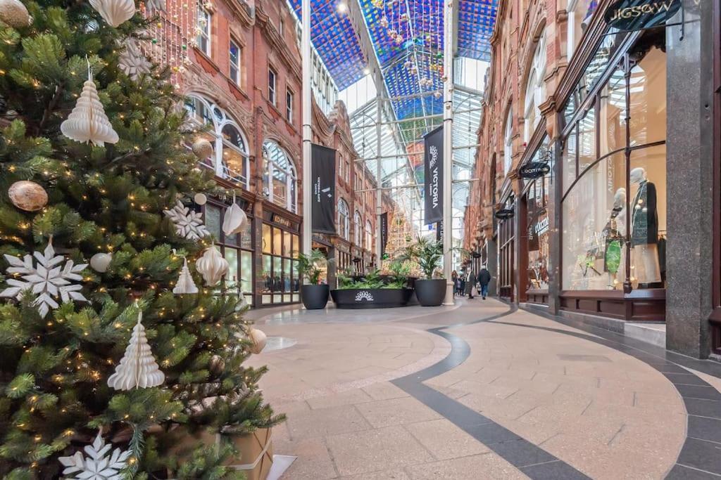 Leed City Centre - Armley Wortley Лидс Экстерьер фото