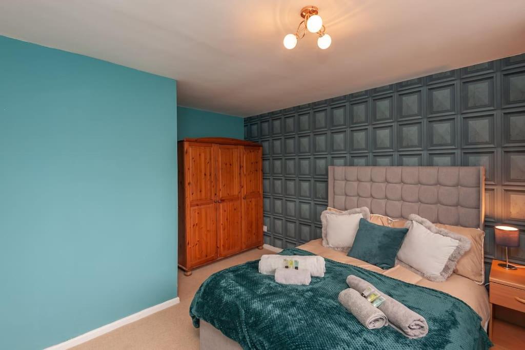 Leed City Centre - Armley Wortley Лидс Экстерьер фото